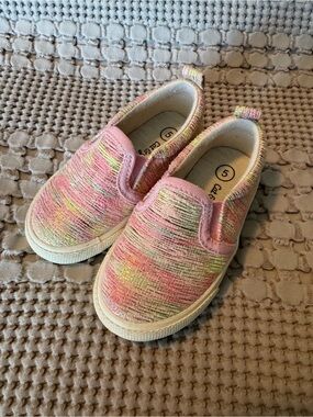 Kids Slip-On Canvas Shoes - Pastel Pink Multi Rainbow 5c little girls toddler